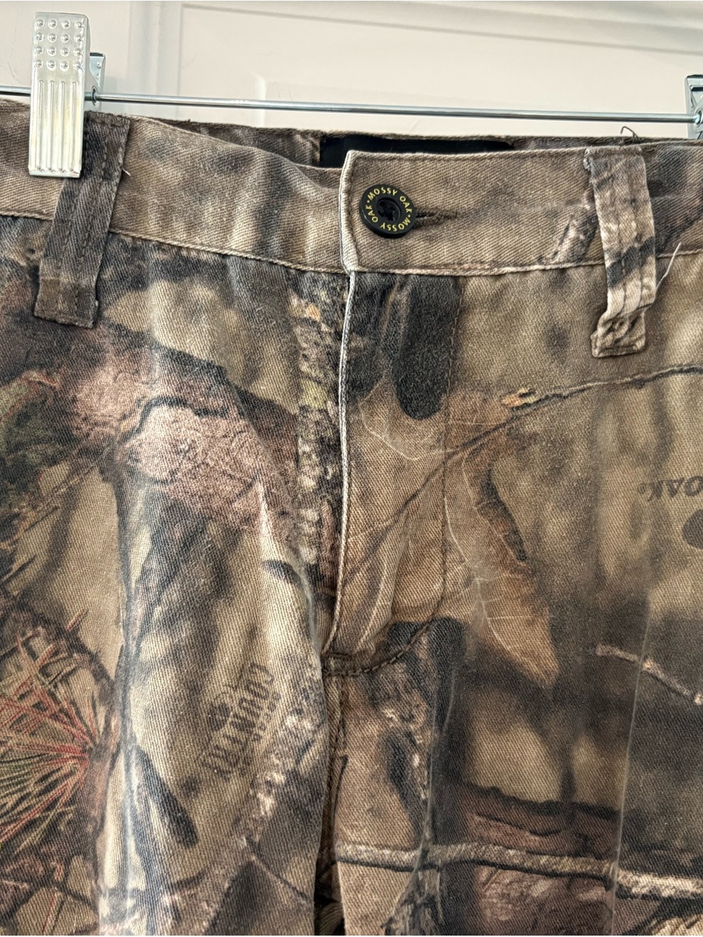 Mossy Oak Men's Relaxed Camo Jeans - Brown/Green Realtree Pattern